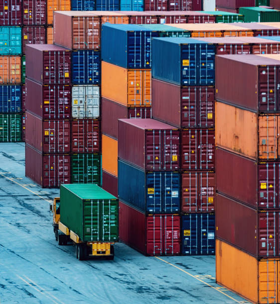 Comment louer un container 20 pieds dry 1er voyage ?