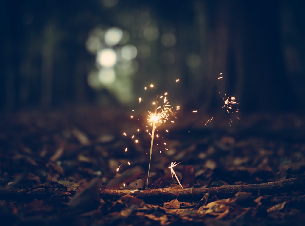 Trouver l’étincelle de la séduction pour raviver la flamme dans votre couple